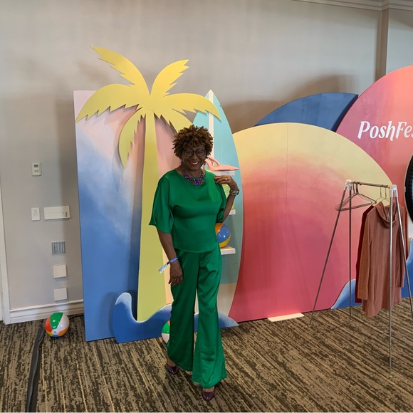 👠 CELESTREASURES is LIVE ~ Like ❤️ this listing to be notified when I go LIVE! - Picture 14 of 14